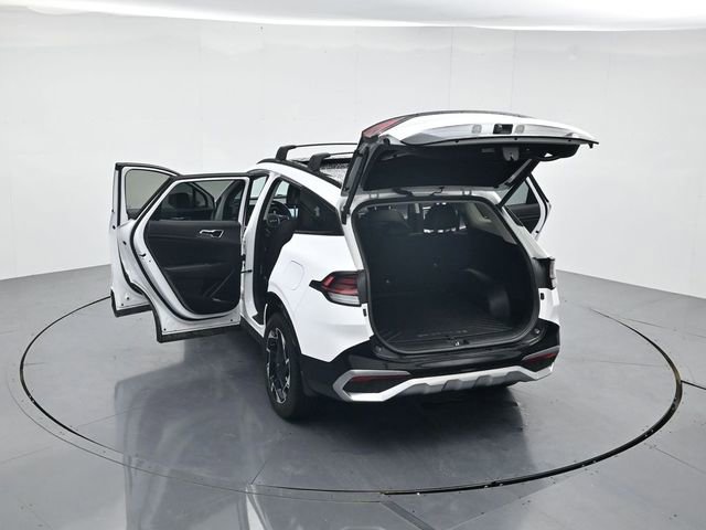 Used 2025 Kia Sportage SX image 45