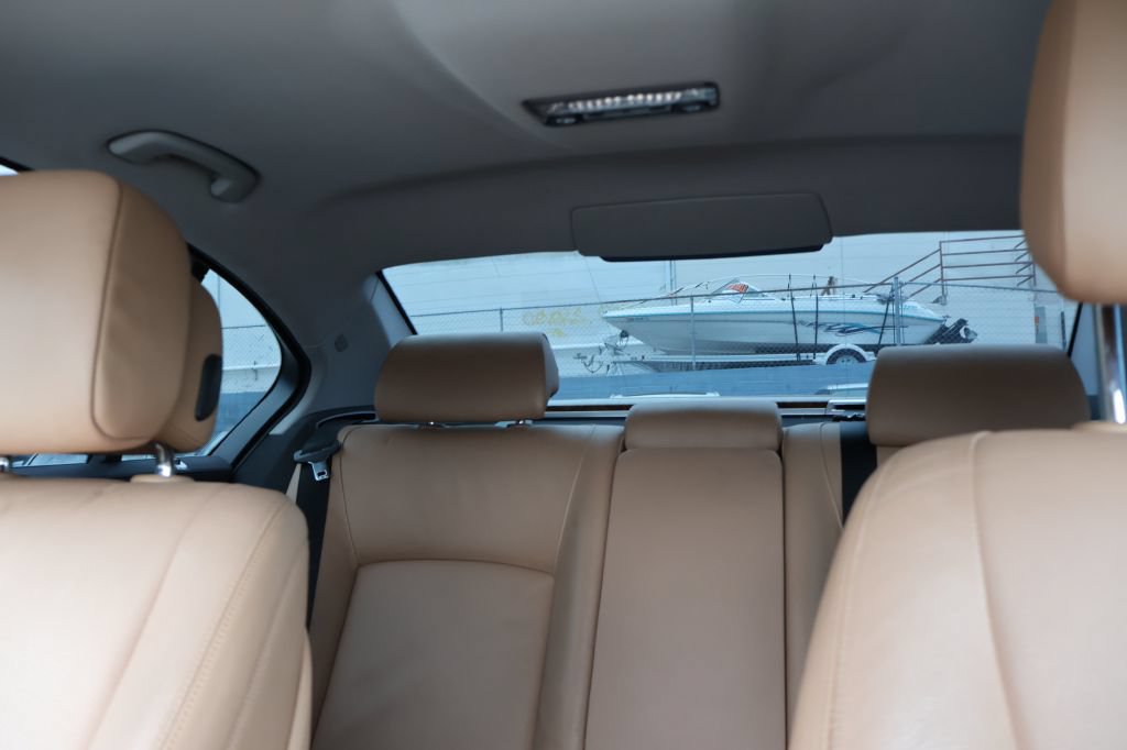 Used 2015 BMW 740i RWD image 17