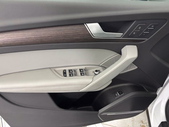 Used 2022 Audi Q5 2.0T Premium Plus AWD/4WD image 11