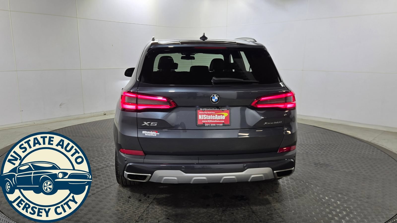 Used 2019 BMW X5 xDrive50i w/ Off-Road Package AWD/4WD image 12