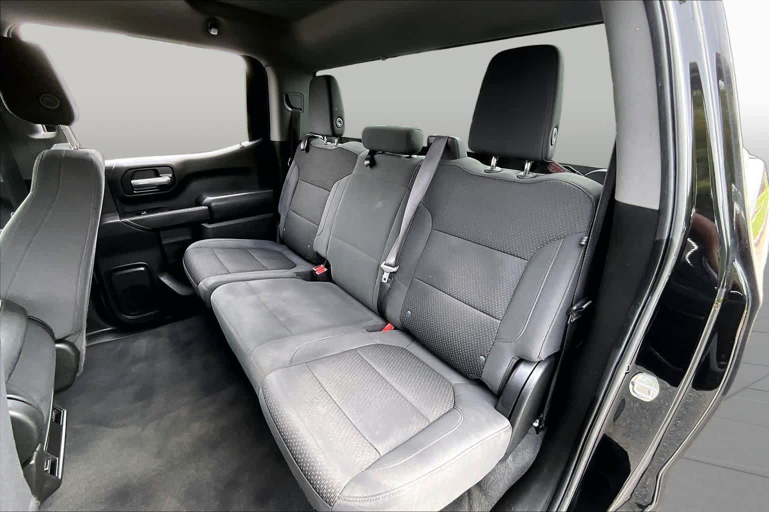 Used 2021 Chevrolet Silverado 1500 Custom AWD/4WD image 19