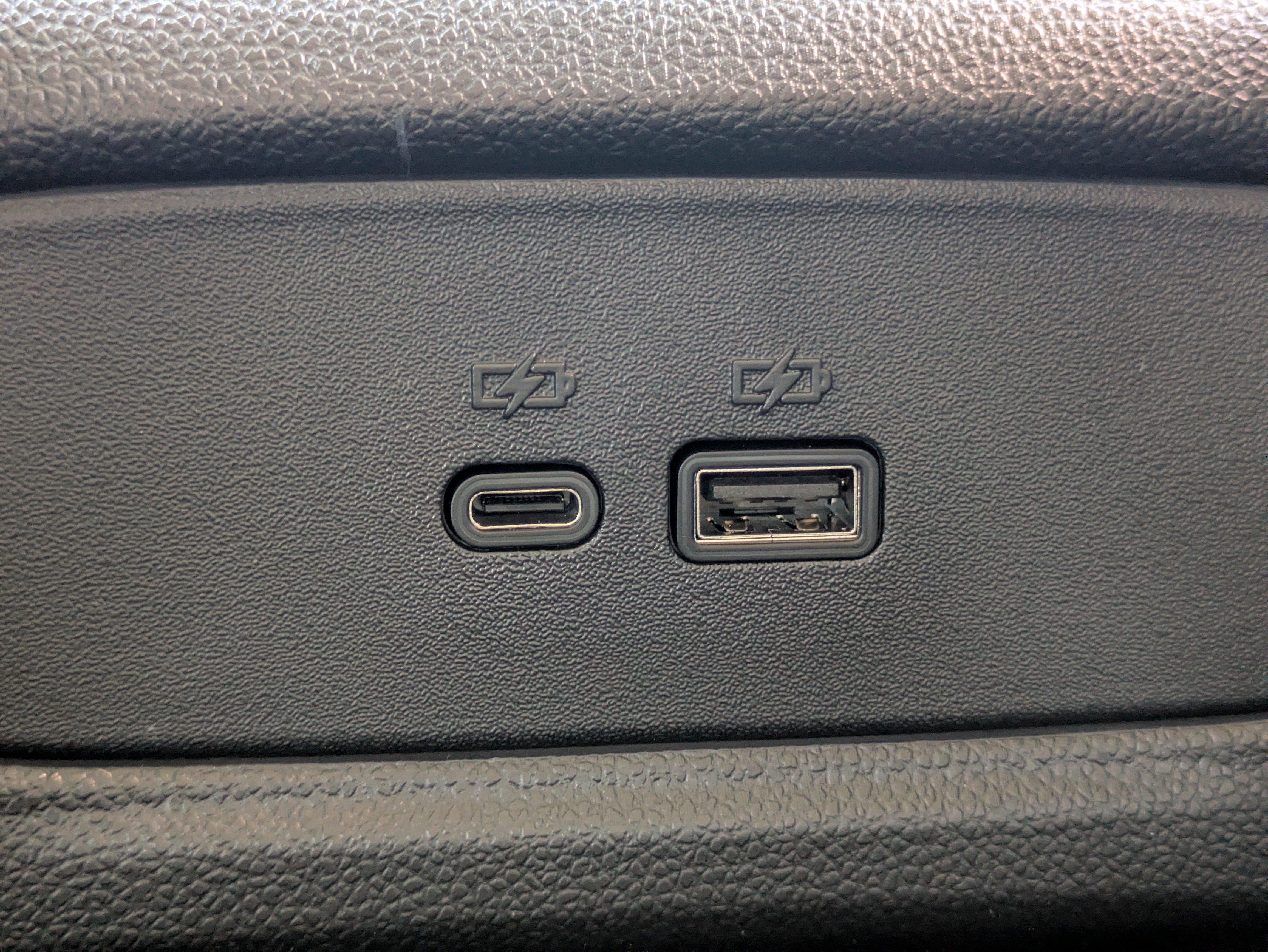 New 2025 Chevrolet Trax LT w/ Driver Confidence Package FWD image 9