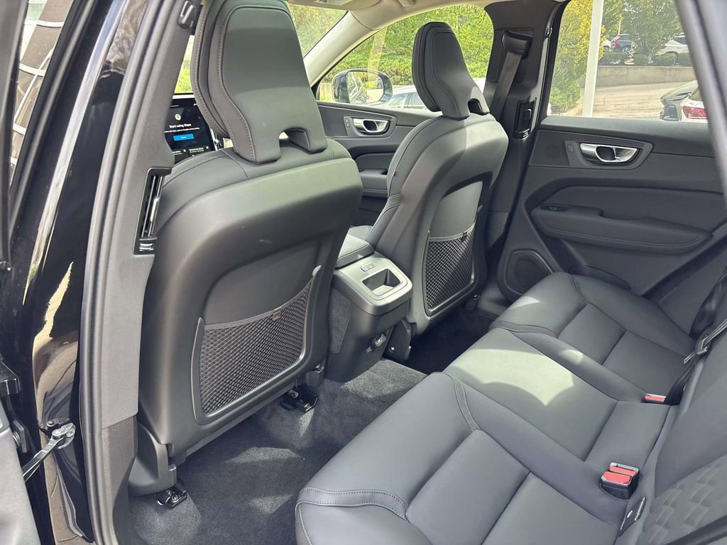 New 2026 Volvo XC60 B5 Plus w/ Protection Package Premier image 26