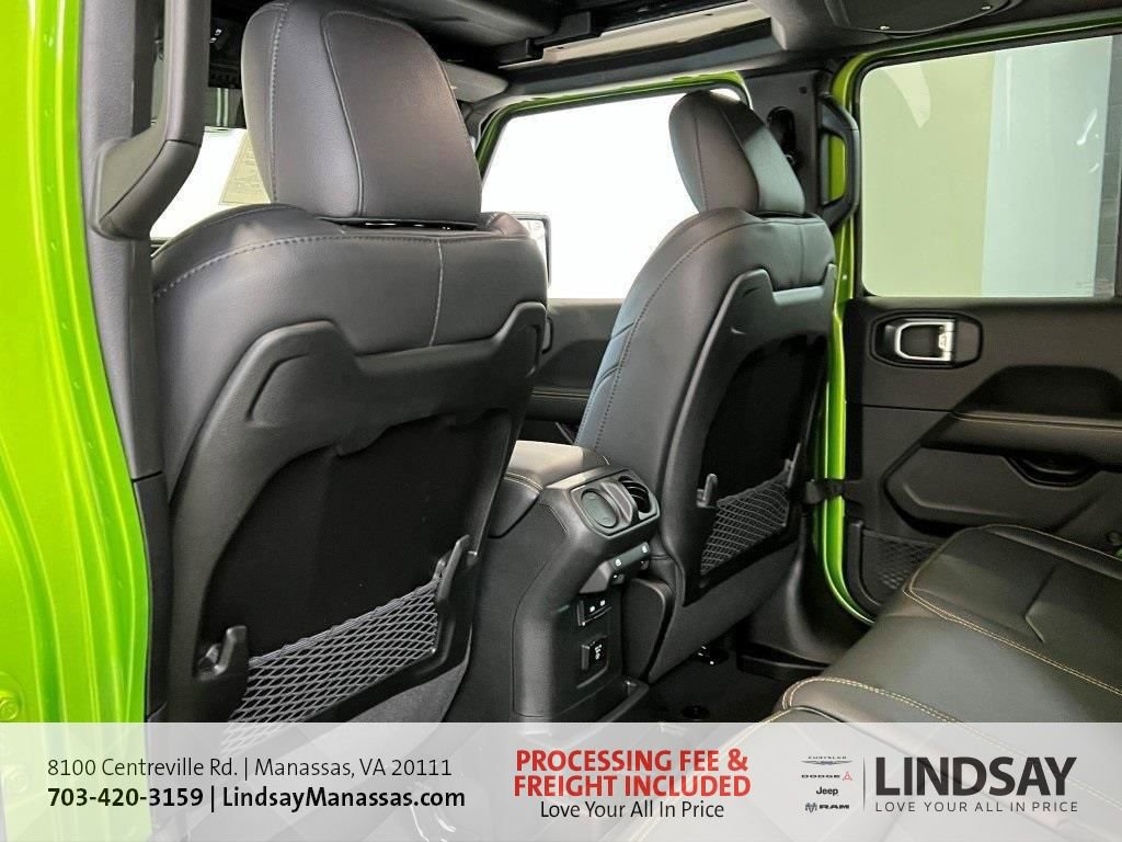 New 2026 Jeep Wrangler Unlimited Sahara AWD/4WD image 25
