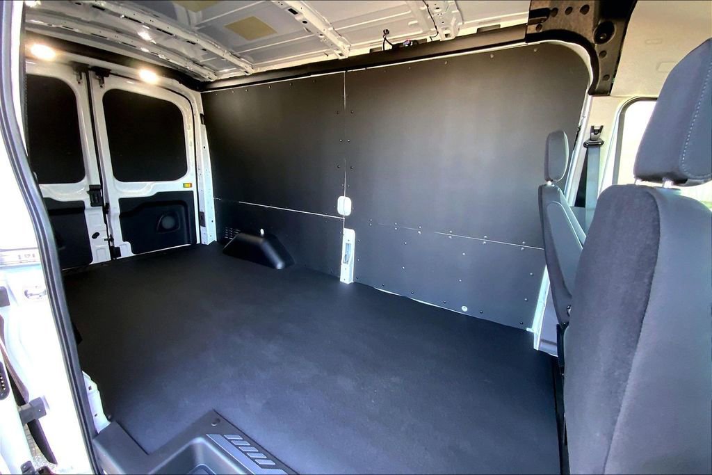 New 2026 Ford Transit 250 148 Medium Roof Extended AWD w/ Load Area Protection Package image 10