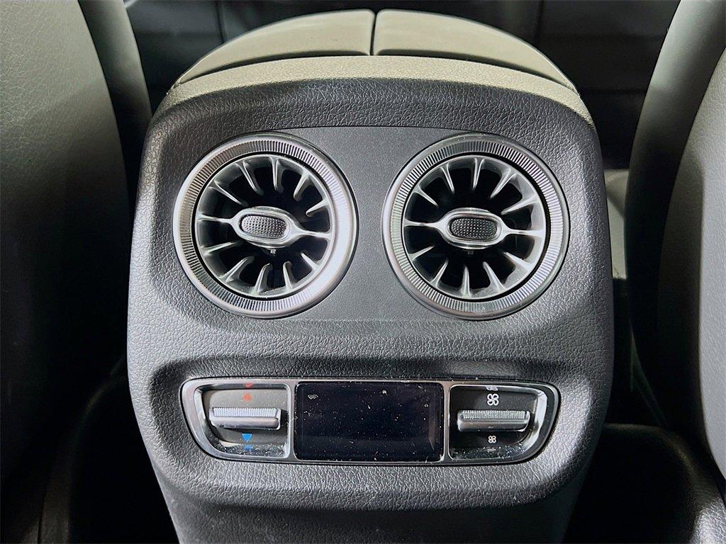 Used 2025 Mercedes-Benz G 550 image 27