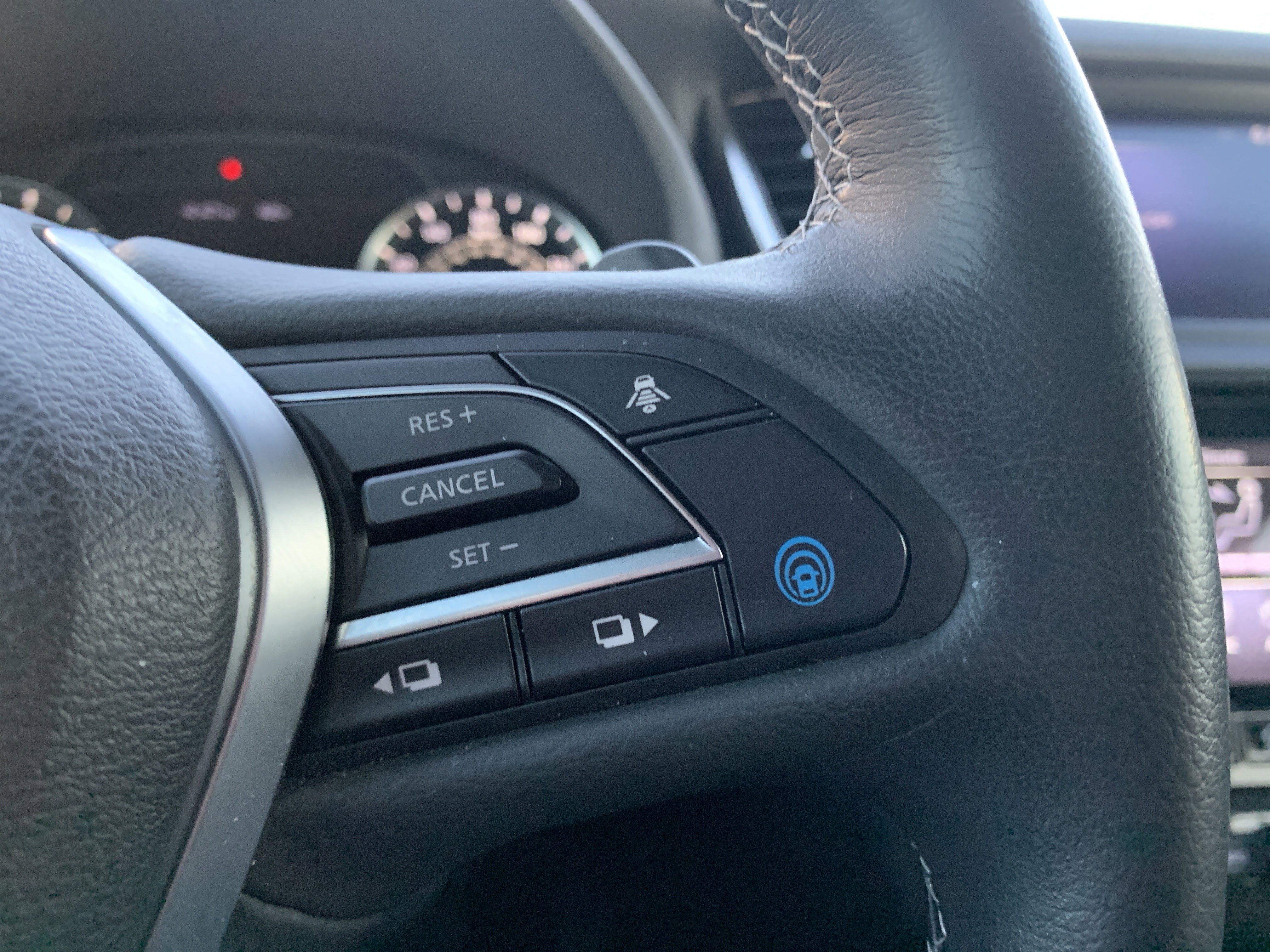 Used 2023 INFINITI QX50 Pure image 20