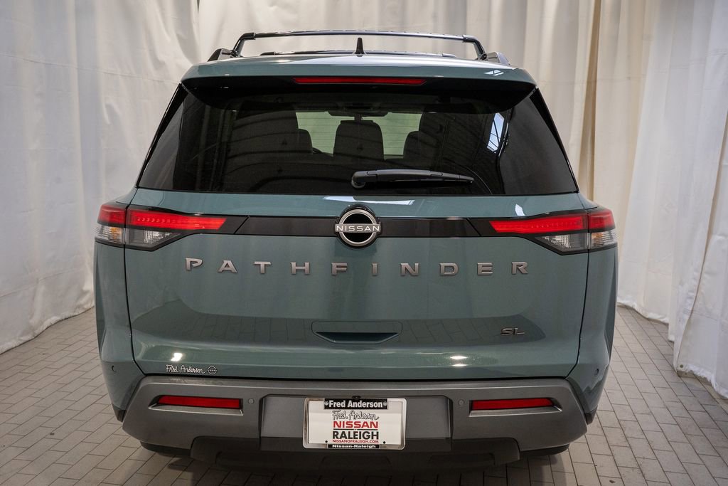 New 2026 Nissan Pathfinder SL image 5