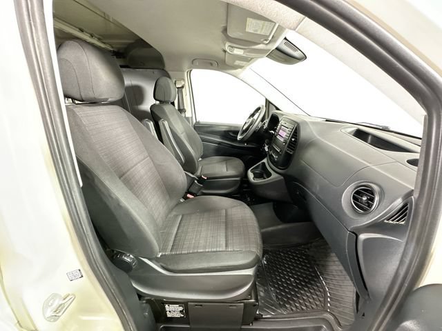 Used 2018 Mercedes-Benz Metris image 25