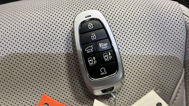 Used 2024 Hyundai Tucson Limited AWD/4WD image 21