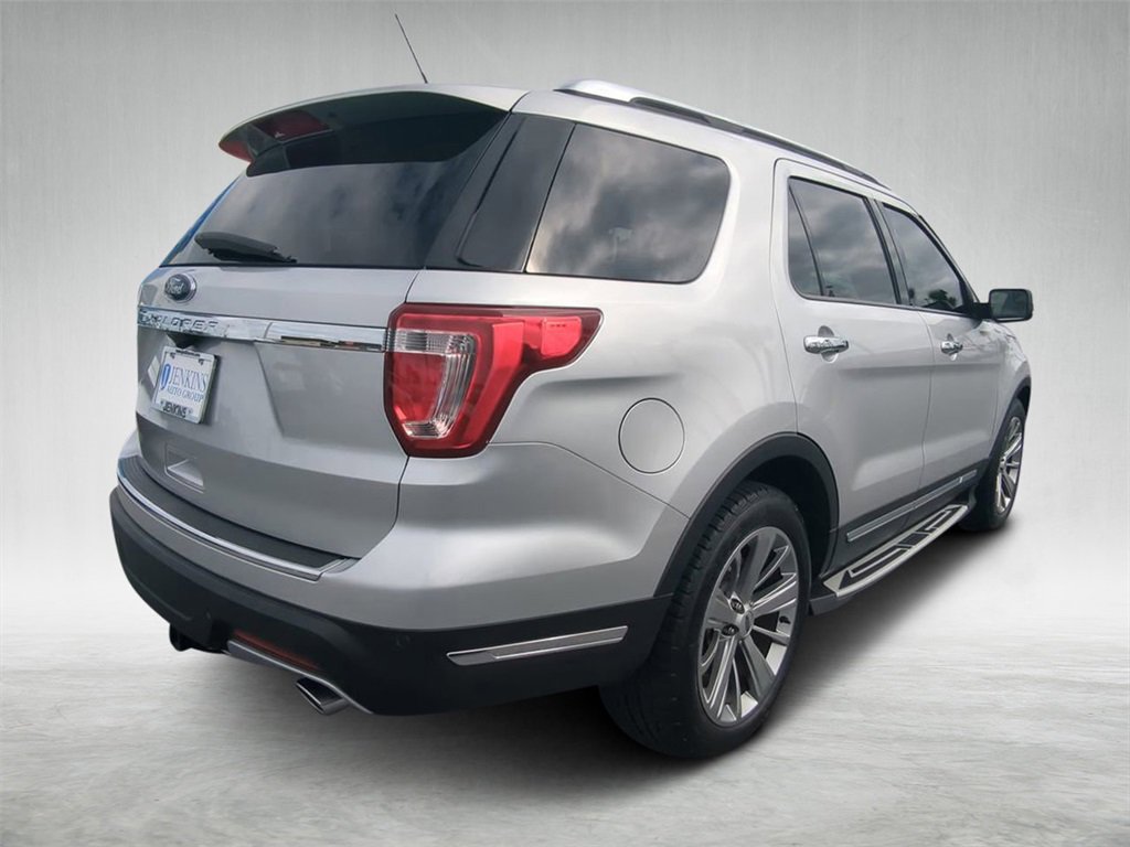 Used 2018 Ford Explorer Limited image 3