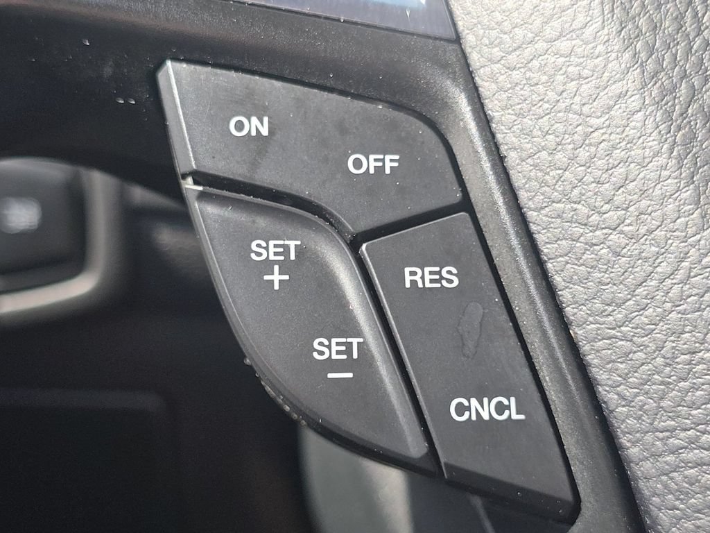 Used 2024 Ford Edge SEL AWD/4WD image 30