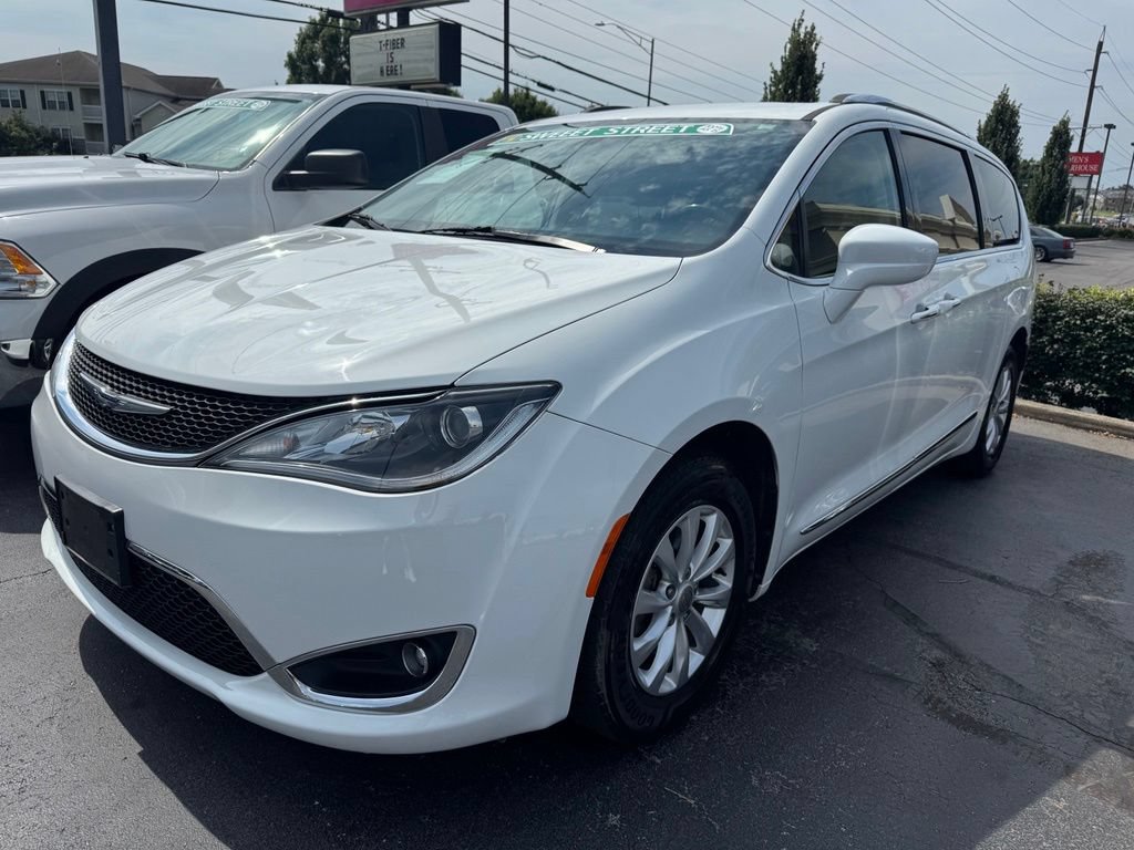 Used 2019 Chrysler Pacifica Touring-L