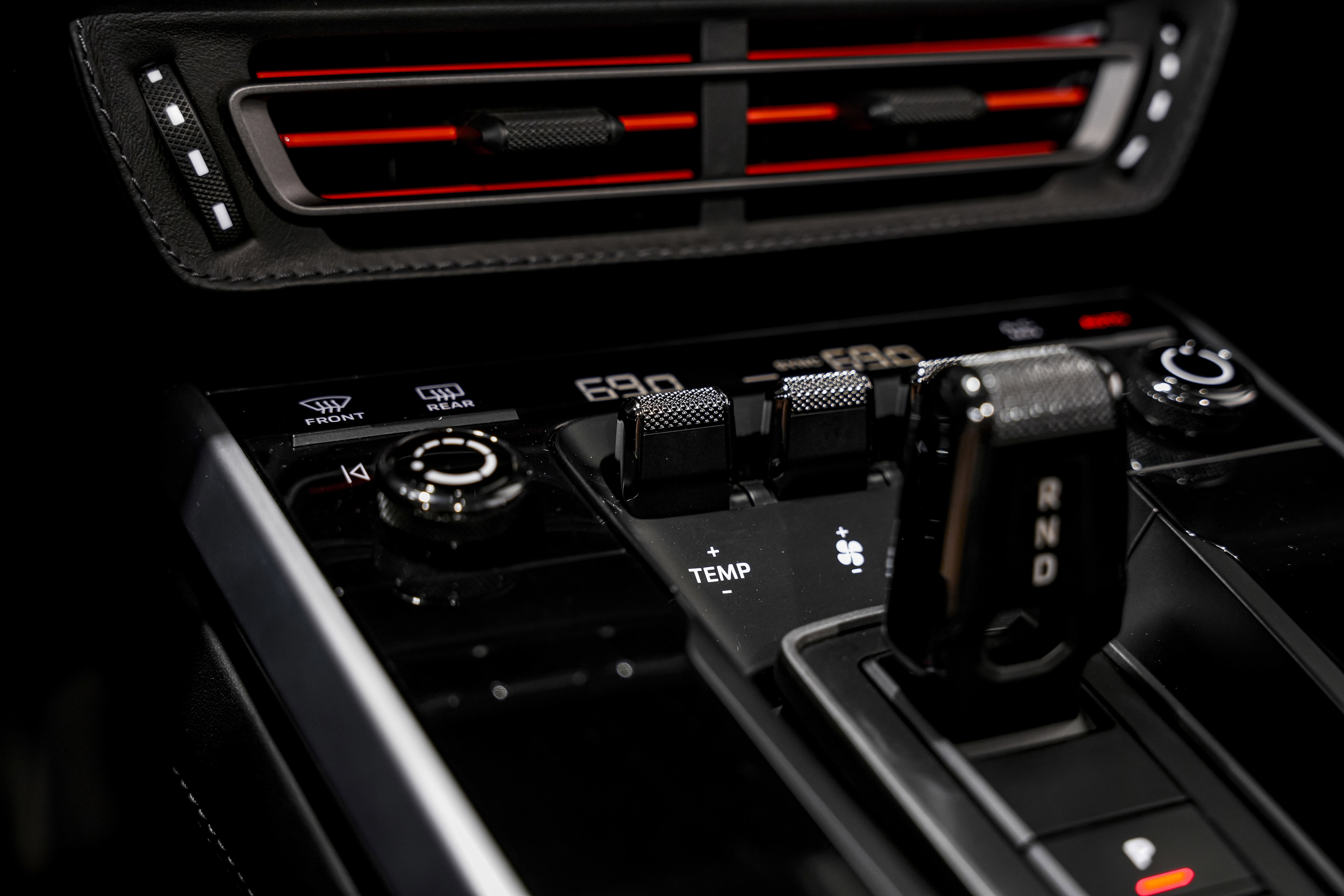 Used 2022 Porsche 911 Carrera image 16