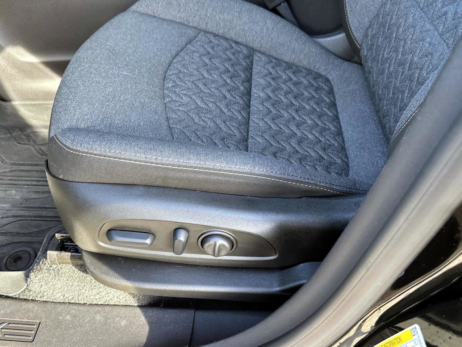 Used 2024 Chevrolet Equinox LT w/ LPO, Floor Liner Package image 17