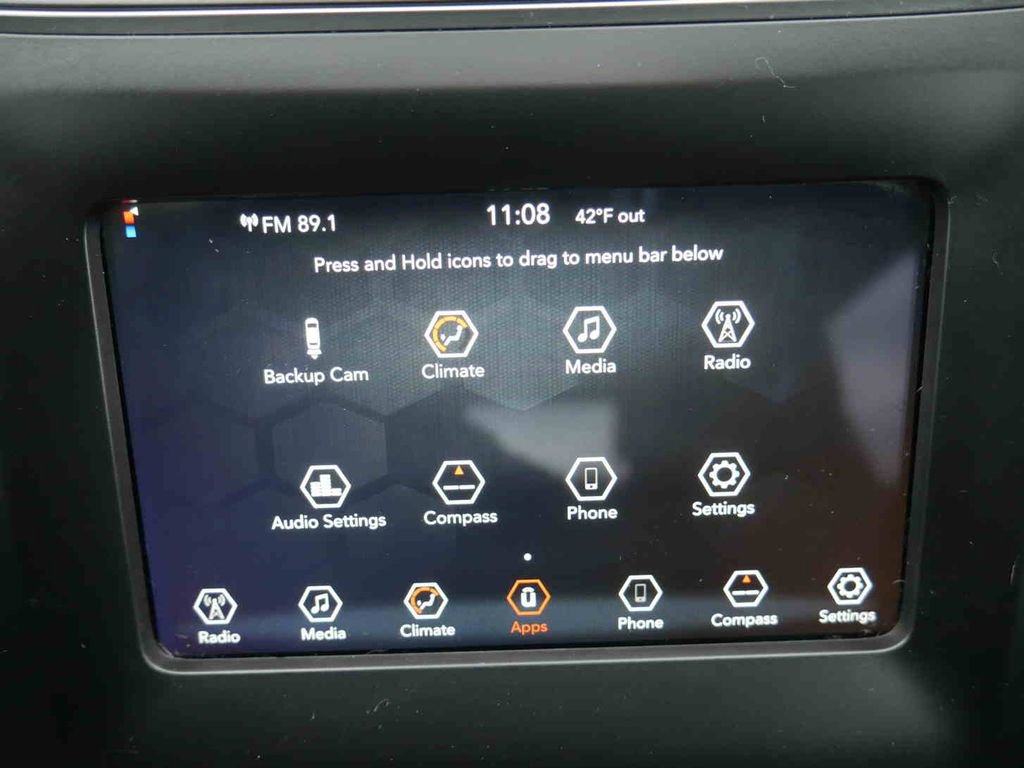 Used 2019 Jeep Cherokee Latitude w/ Popular Appearance Group image 28