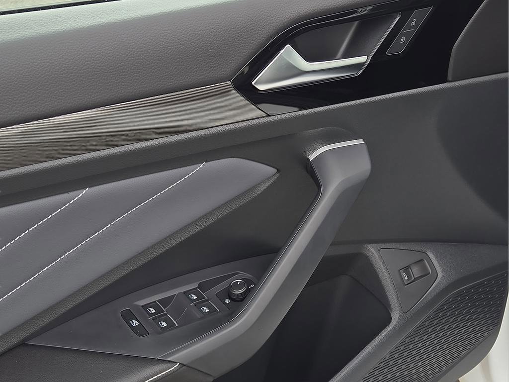 New 2026 Volkswagen Jetta SEL image 16