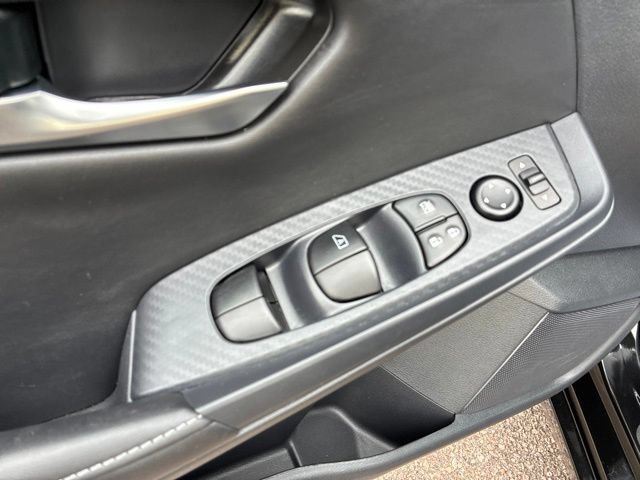 Used 2025 Nissan Sentra SV w/ All-Weather Package FWD image 16