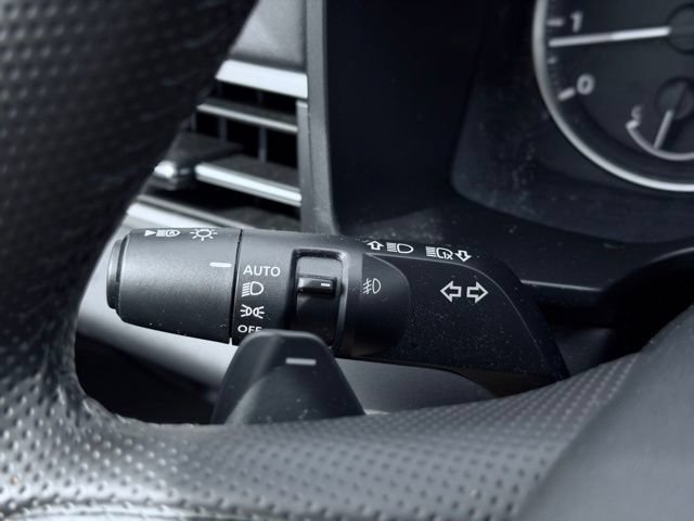 Used 2025 Mitsubishi Outlander SE AWD/4WD image 31