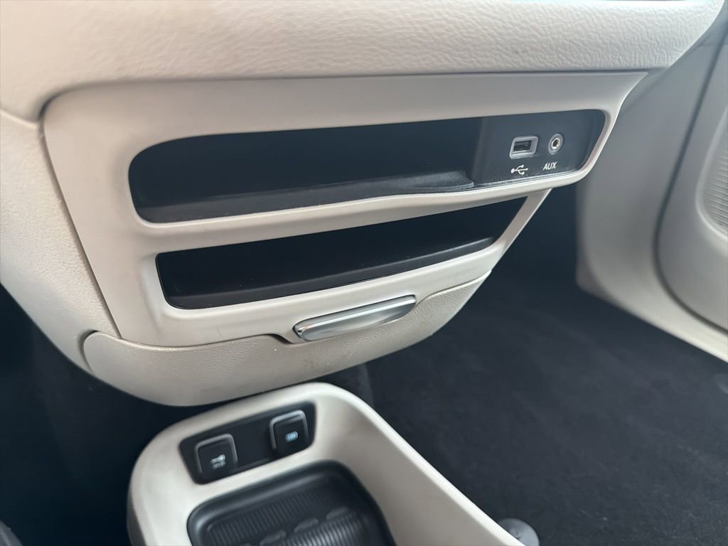 Used 2018 Chrysler Pacifica Touring-L w/ Advanced Safetytec Group image 36