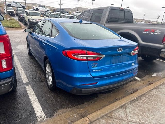 Used 2020 Ford Fusion SE FWD image 6