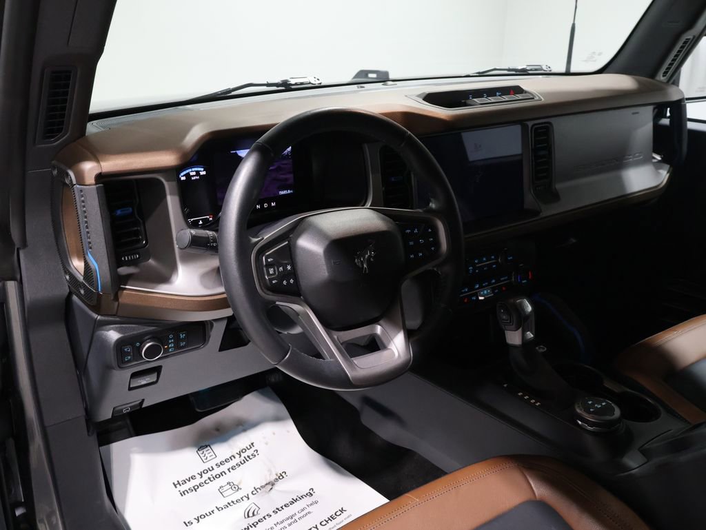 Used 2023 Ford Bronco Outer Banks image 15