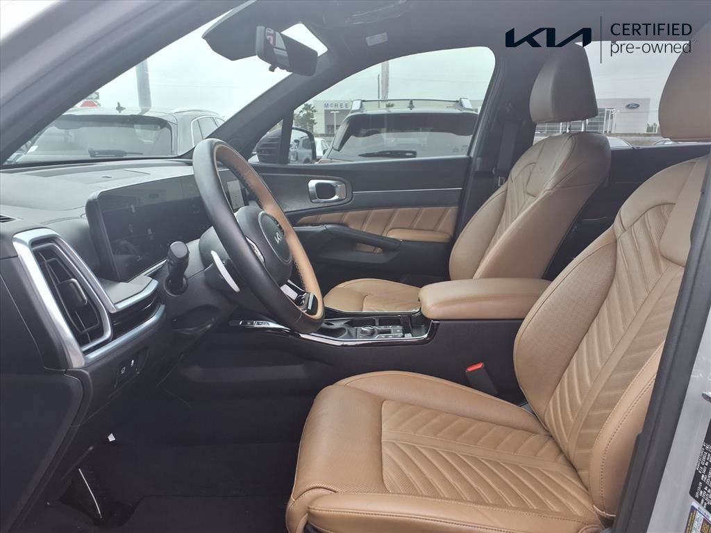 Certified 2025 Kia Sorento SX Prestige w/ Olive Brown Leather Package image 16