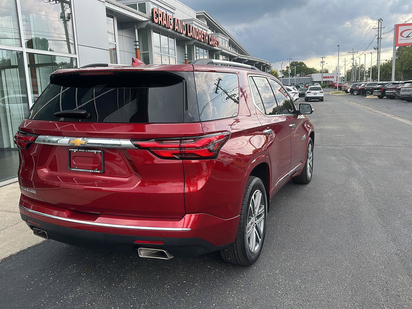 Used 2023 Chevrolet Traverse High Country FWD image 10
