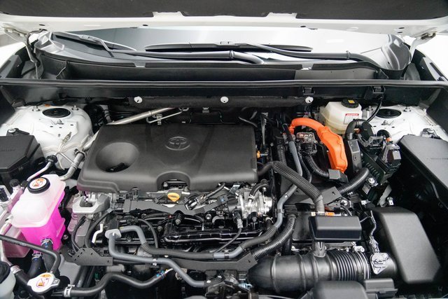 Certified 2024 Toyota RAV4 XLE image 10