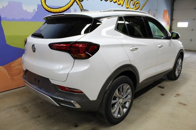 Used 2023 Buick Encore GX Essence w/ Experience Buick Package FWD image 5