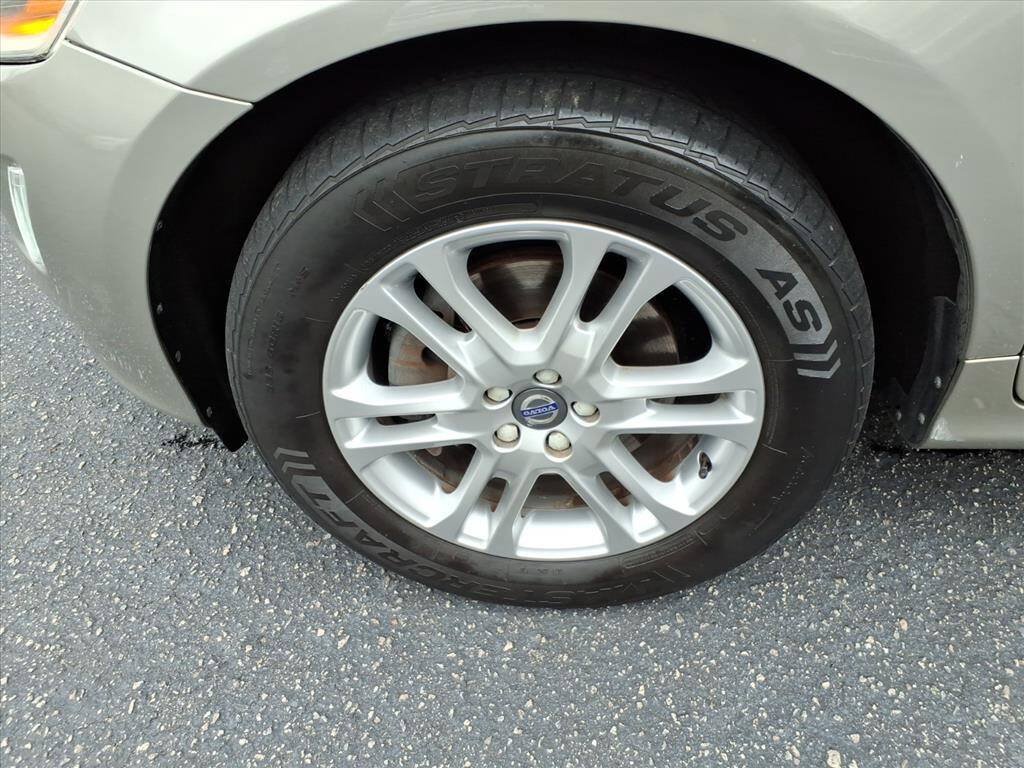 Used 2015 Volvo XC60 T5 Platinum FWD image 11