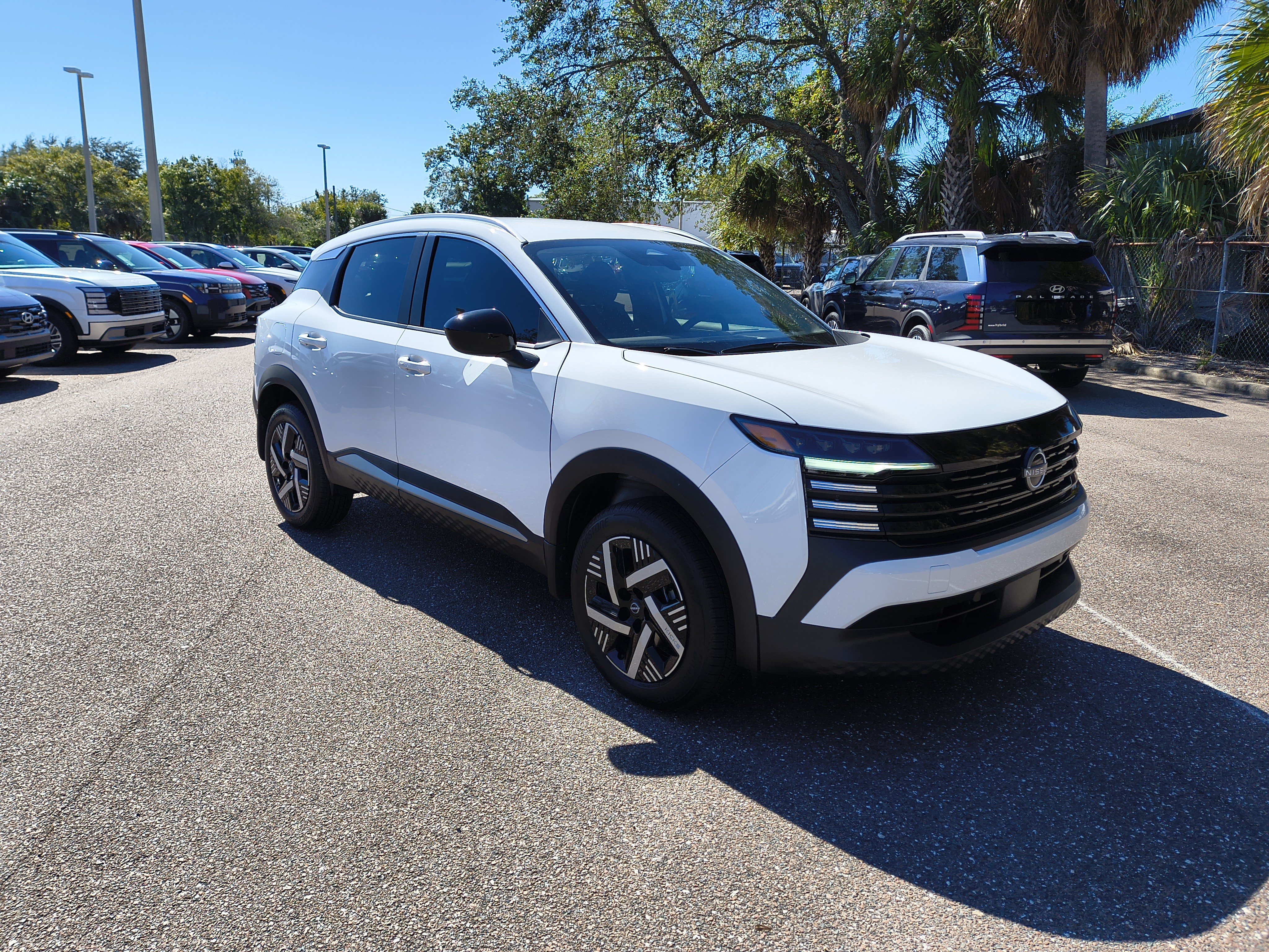 Certified 2026 Nissan Kicks SV FWD image 10
