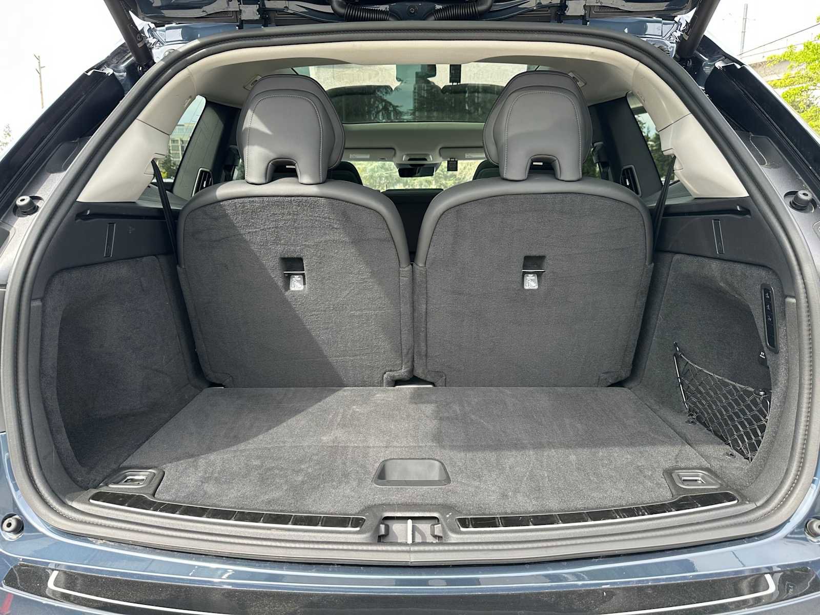 Used 2025 Volvo EX90 Plus w/ Protection Package Premier AWD/4WD image 14