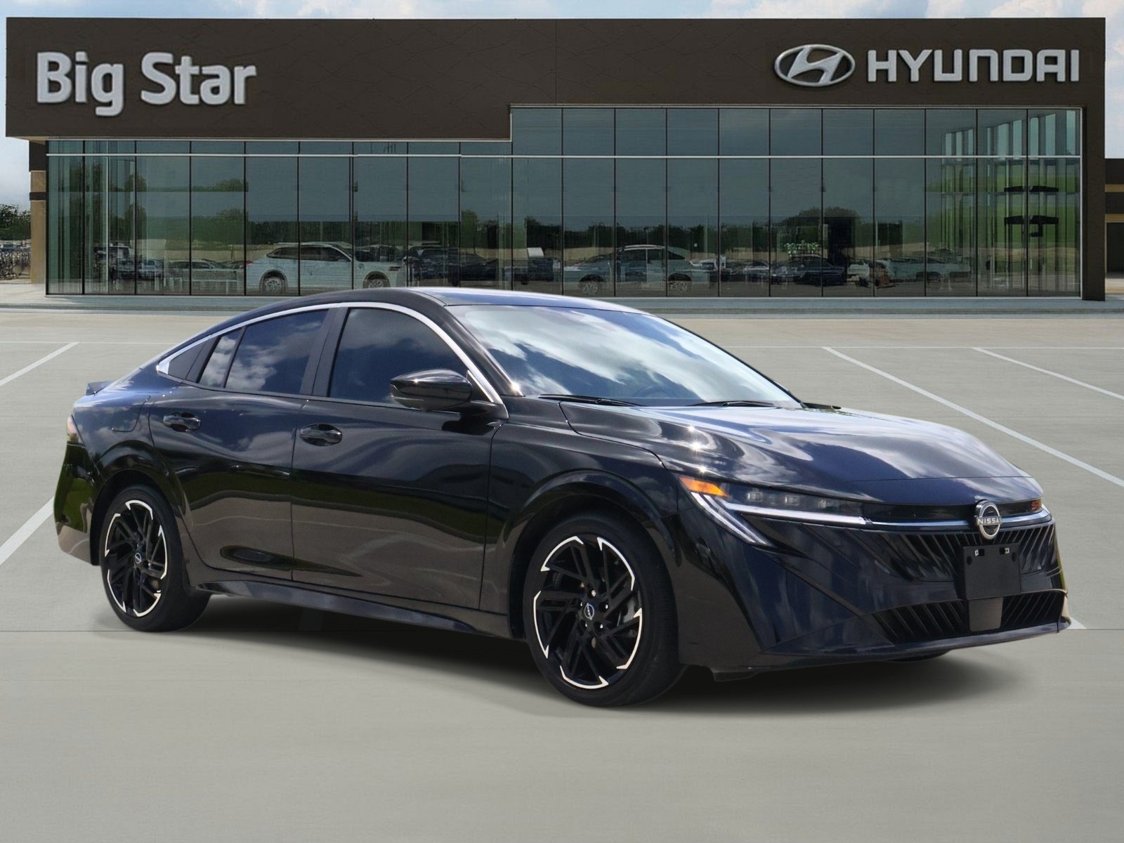 Used 2026 Nissan Sentra SR w/ SR Premium Package FWD image 6
