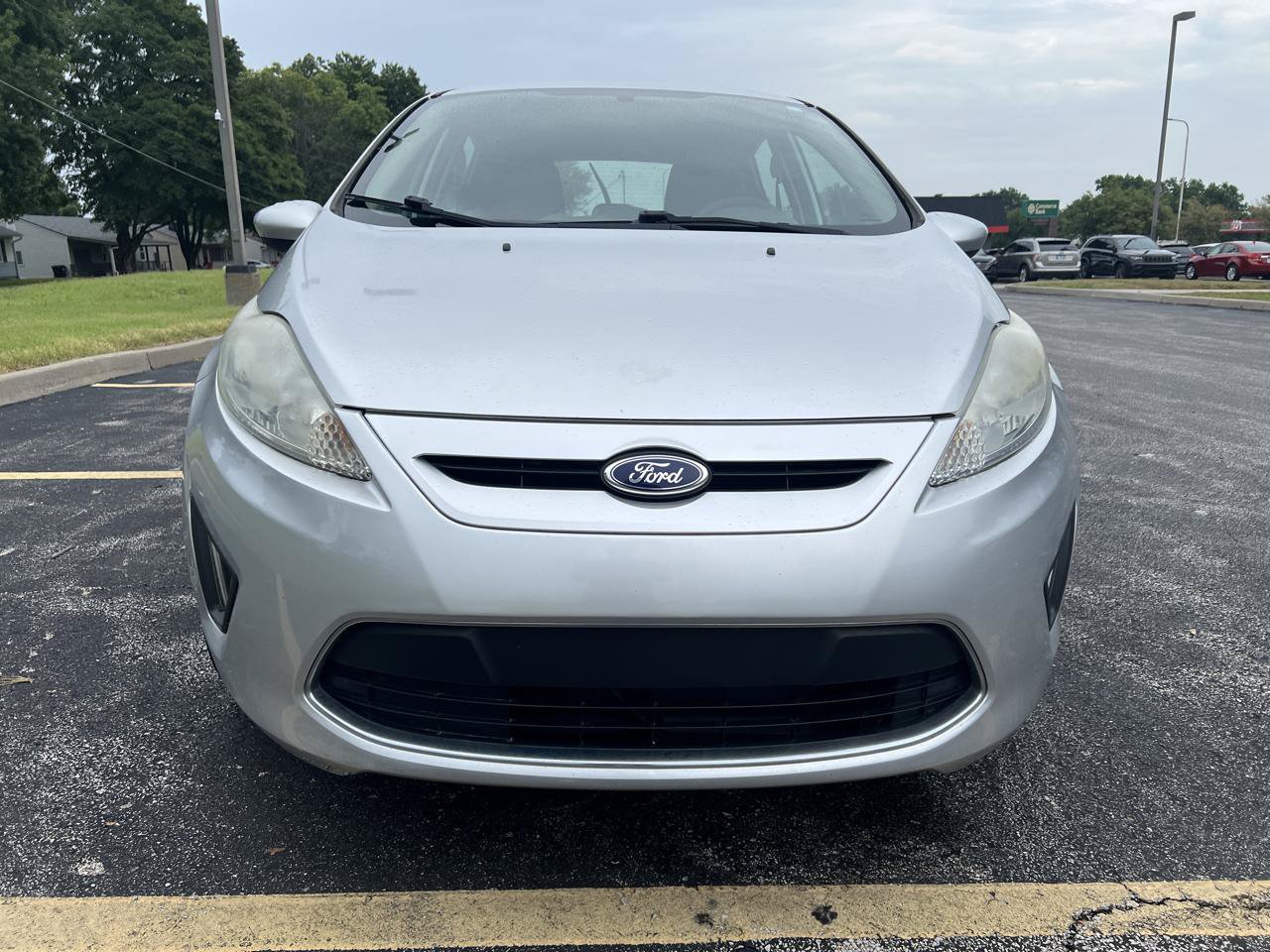 Used 2011 Ford Fiesta SE w/ 203A Rapid Spec Order Code FWD image 9
