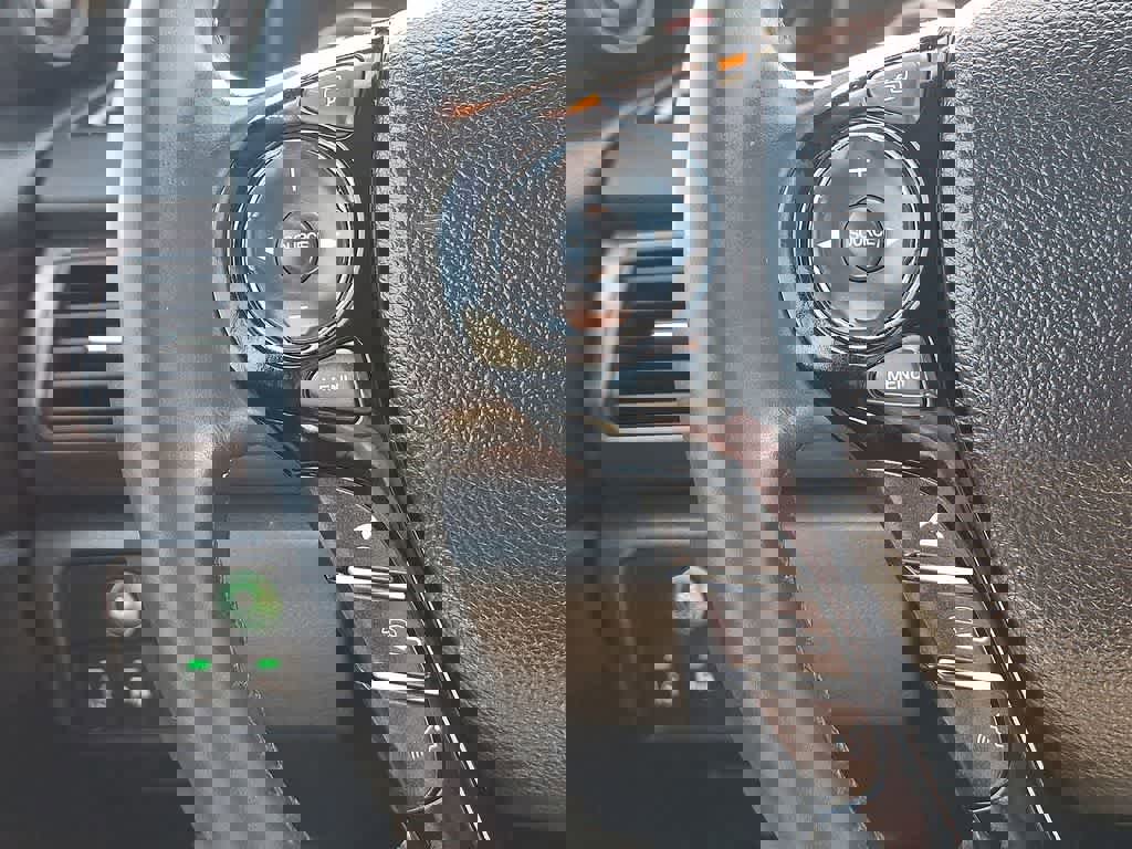 Used 2016 Honda Accord Touring image 17