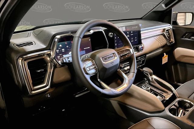 New 2026 GMC Canyon Denali w/ LPO, Denali Black Edition AWD/4WD image 9