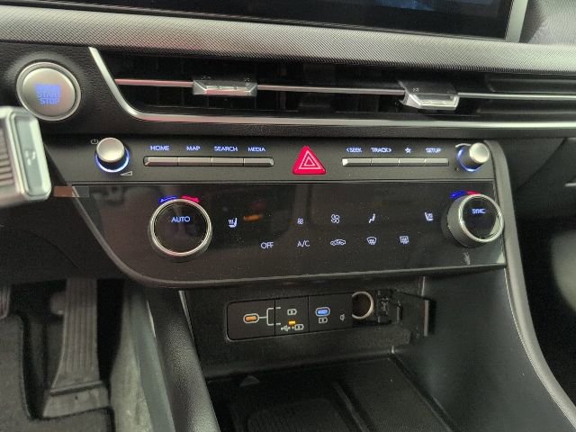 New 2026 Hyundai Sonata SEL FWD image 18