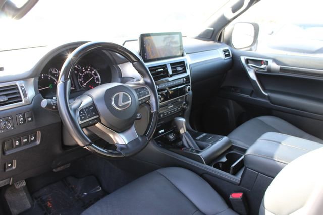 Certified 2023 Lexus GX 460 Premium w/ Premium Package AWD/4WD image 12