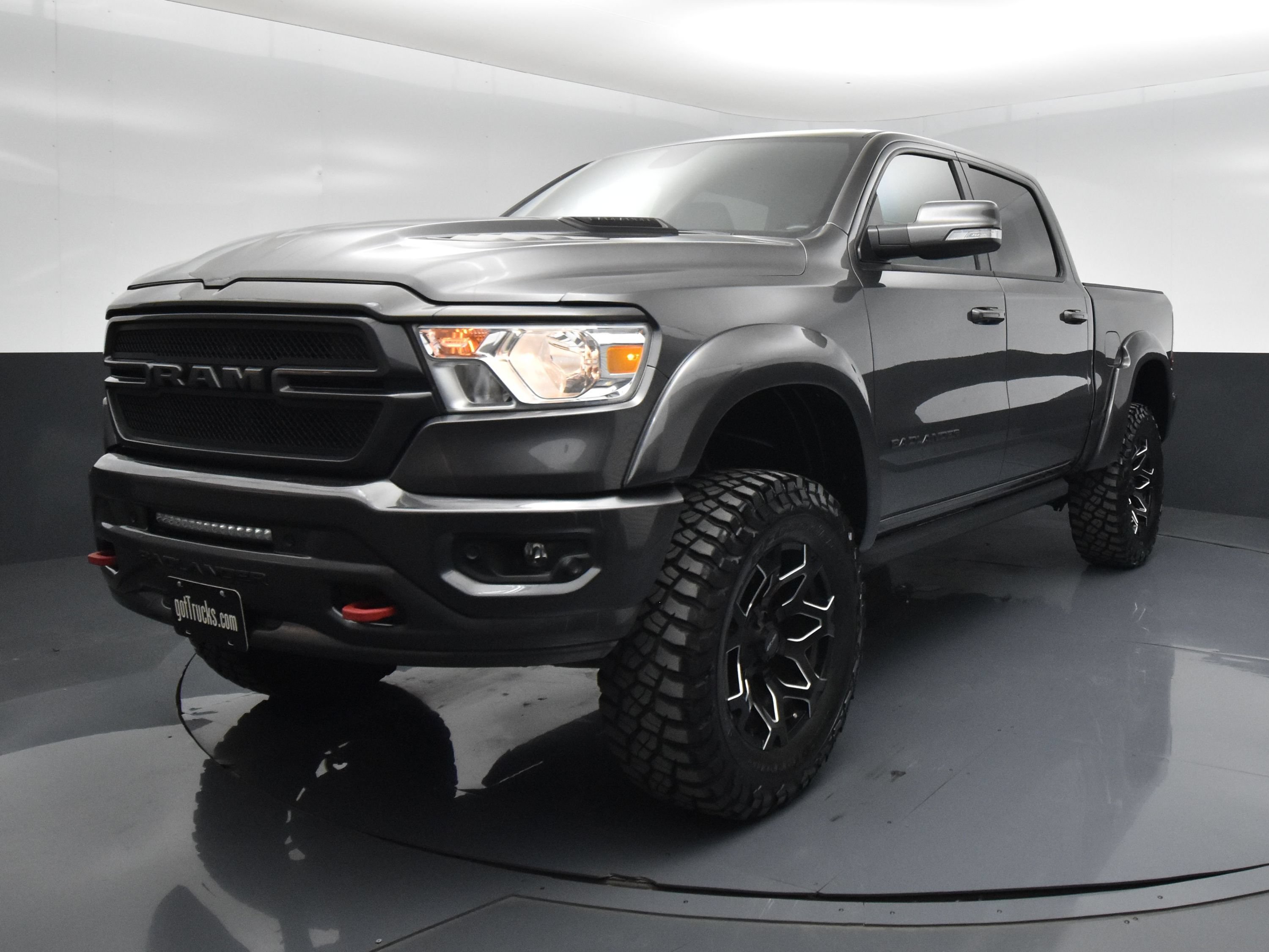 Used 2022 RAM 1500 Big Horn AWD/4WD image 2