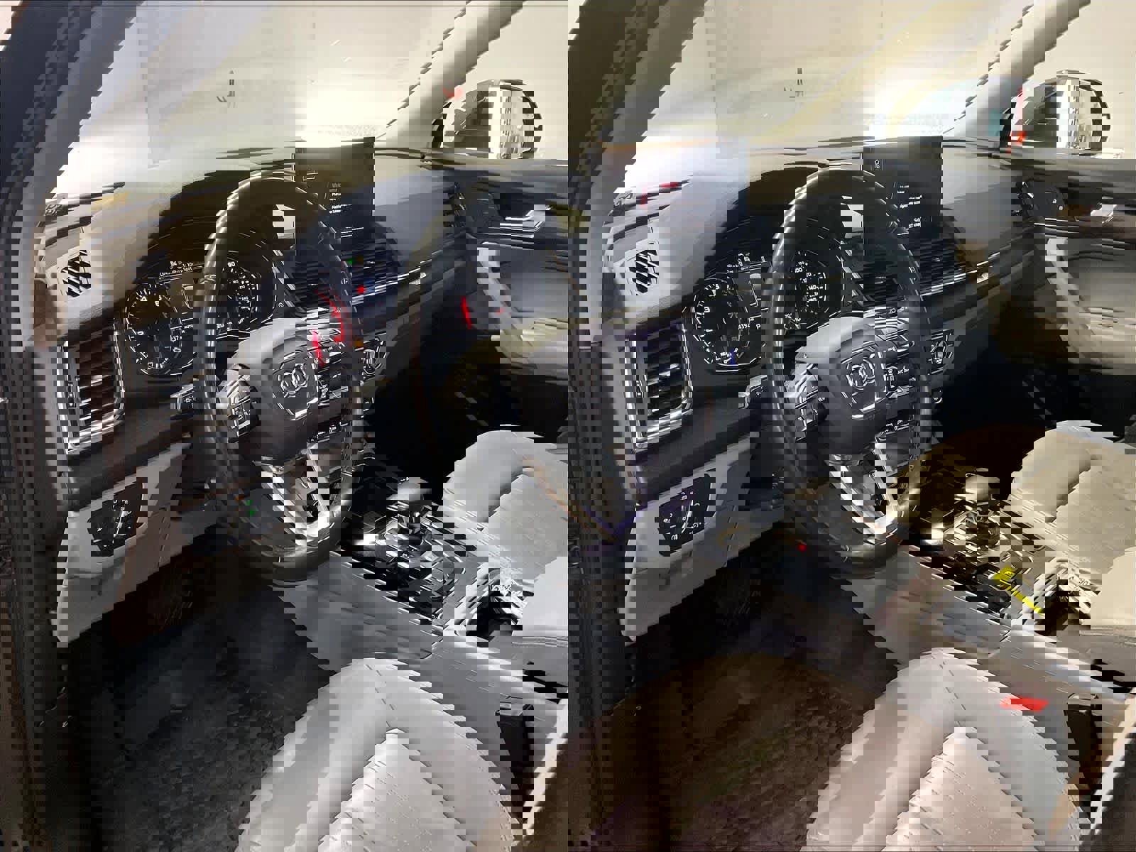 Used 2021 Audi Q5 Premium w/ Convenience Package image 14