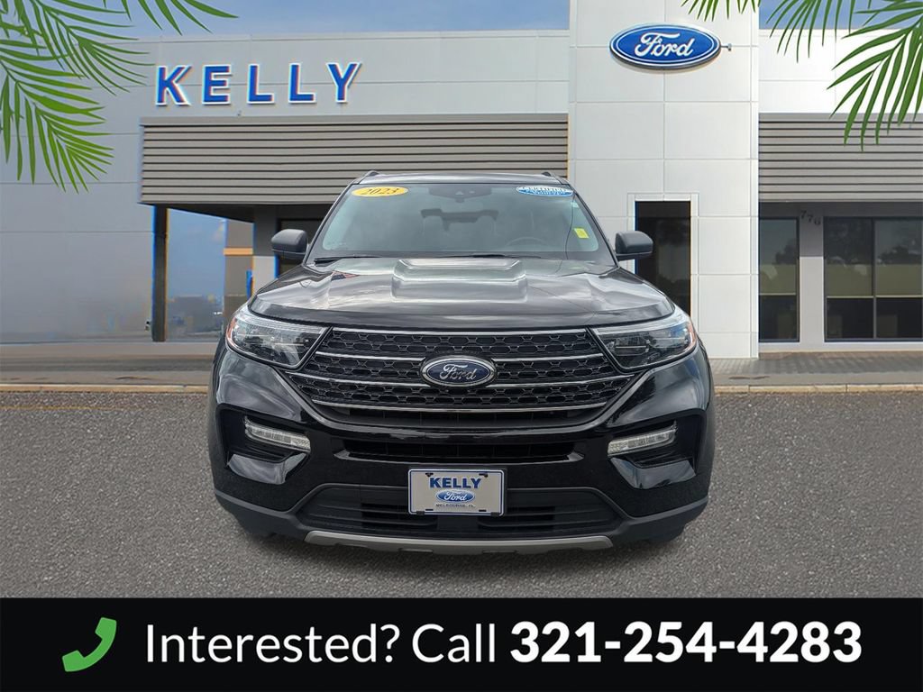 Certified 2023 Ford Explorer XLT w/ Equipment Group 202A AWD/4WD image 3