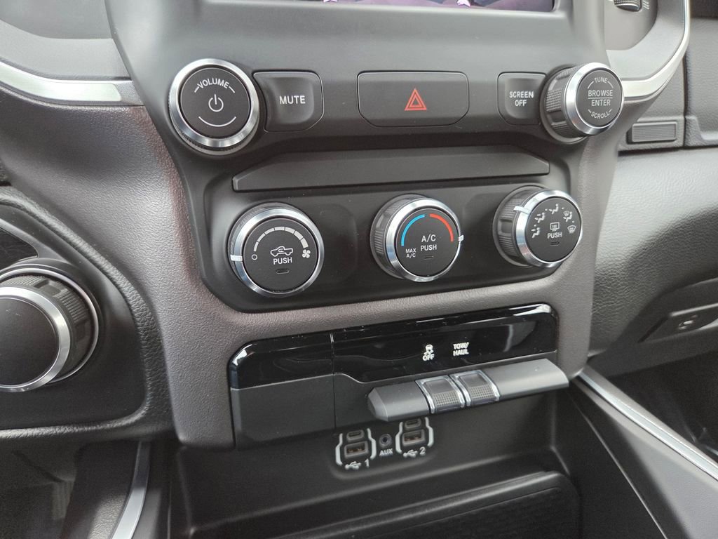 Used 2020 RAM 1500 Big Horn image 18