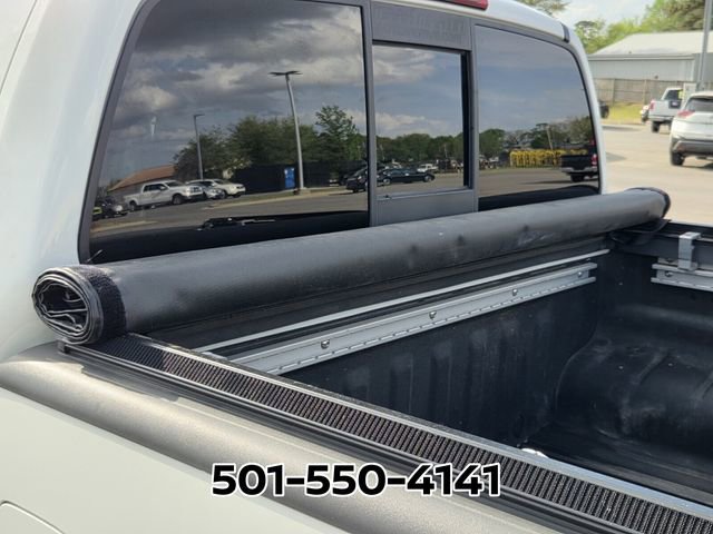 Used 2021 Nissan Frontier SV w/ Midnight Edition Floor Mats image 8