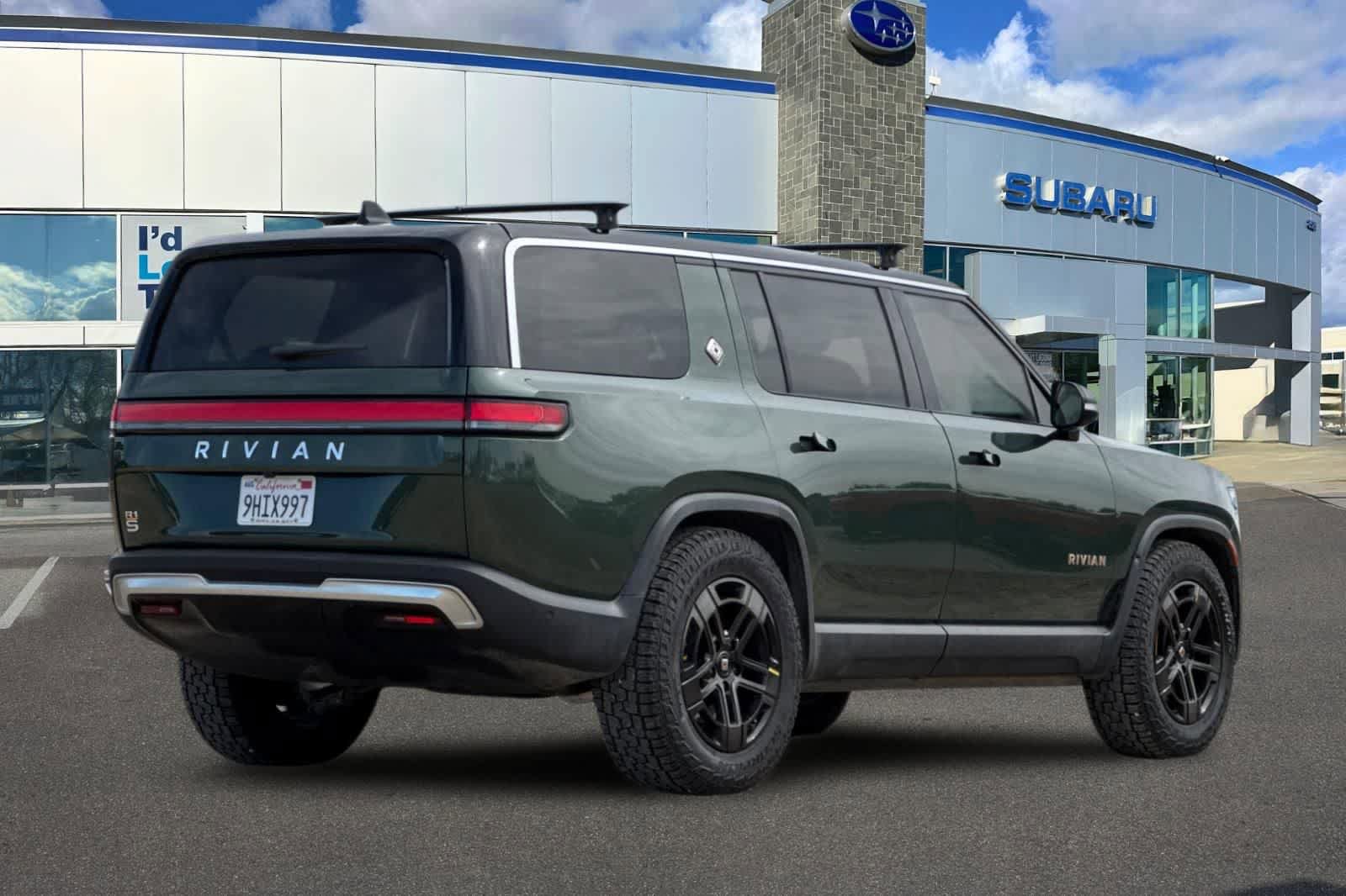 Used 2023 Rivian R1S Adventure AWD/4WD video 2
