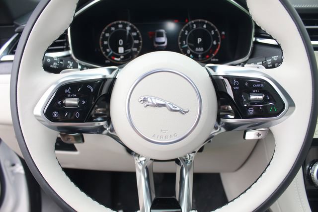 New 2026 Jaguar F-PACE R-Dynamic S image 17