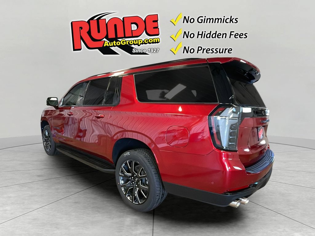 New 2026 Chevrolet Suburban RST w/ Comfort Package AWD/4WD image 4