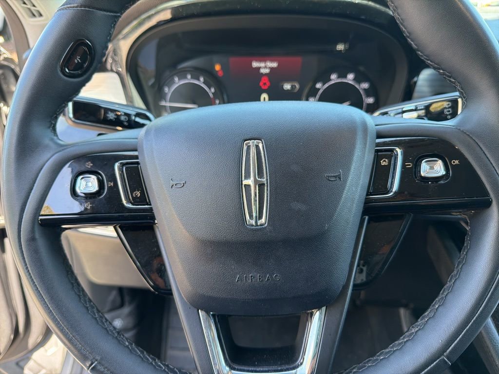 Used 2022 Lincoln Corsair AWD w/ Equipment Group 101A image 19