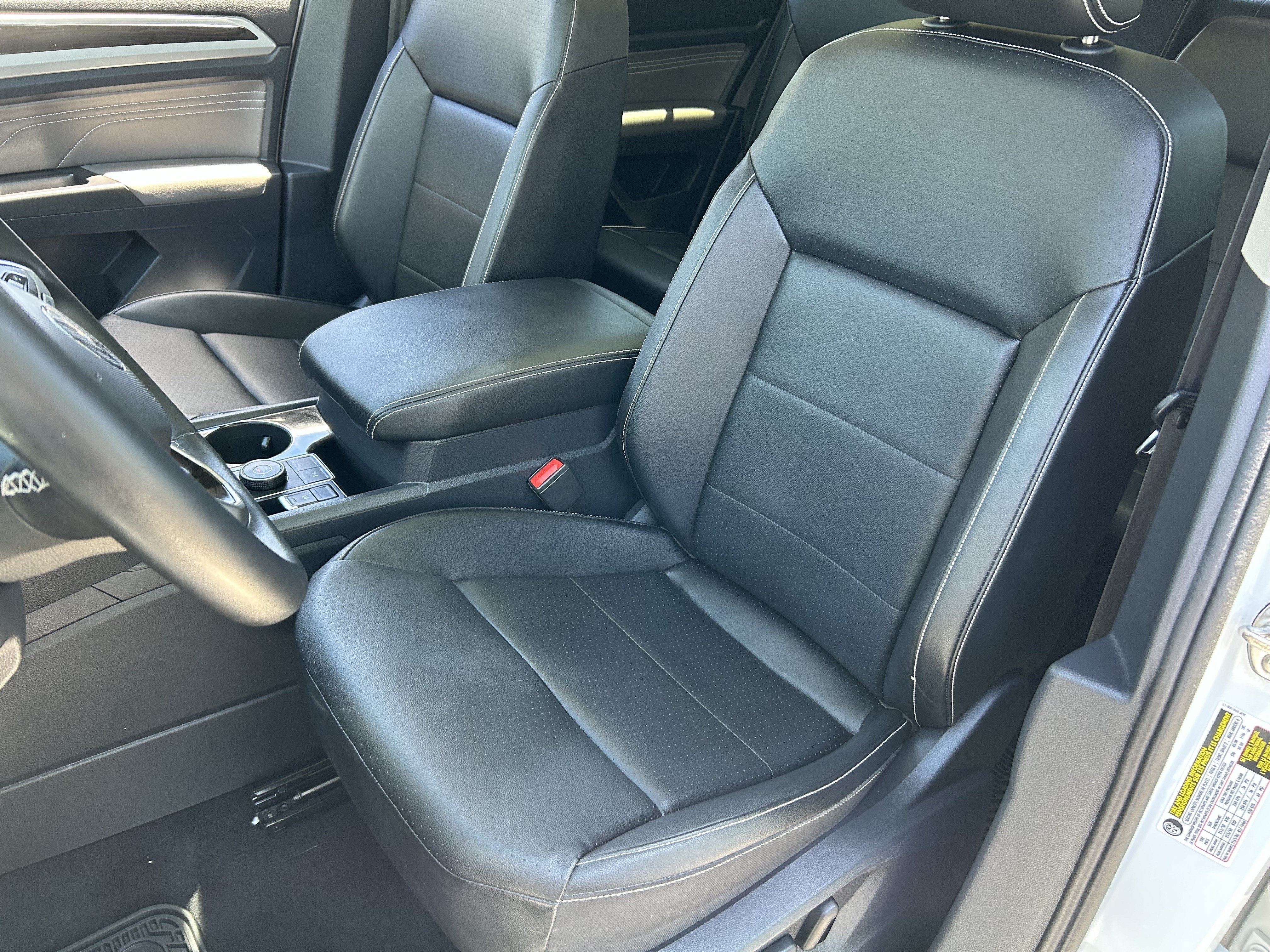 Used 2023 Volkswagen Atlas SE AWD/4WD image 18