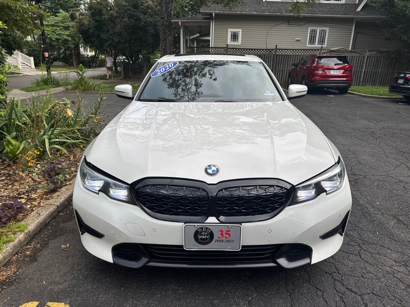 Used 2020 BMW 330i xDrive Sedan w/ Driving Assistance Package AWD/4WD image 8